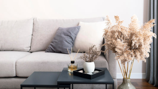 10 idées déco pour sublimer sa table basse (salon chaleureux) | Novatable